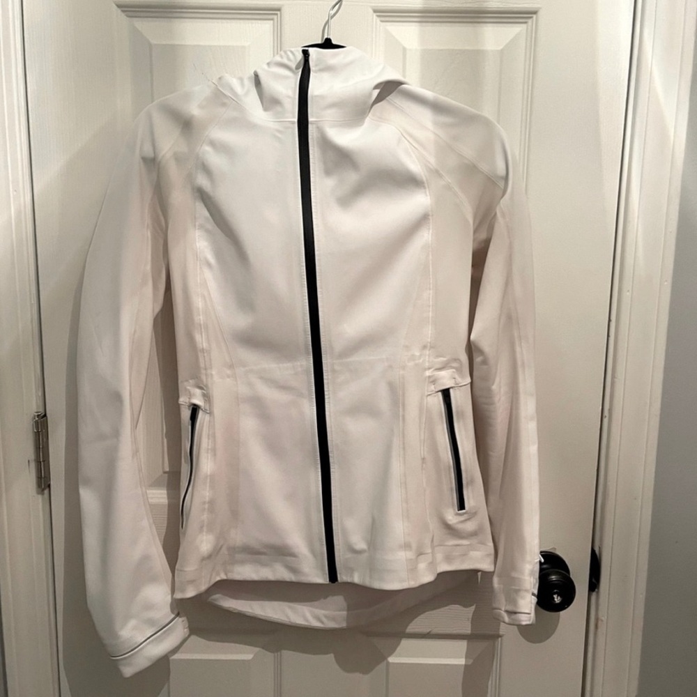 Lululemon White Jacket size 6